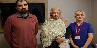 Fransa’da evde 6 doğum yaptı,